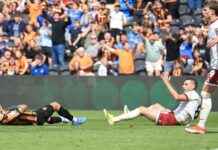 Mayulu shines but late penalty denies City victory: Player ratings vs Hull news-10082024-183048