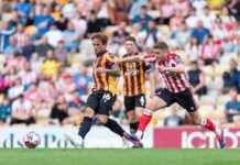 Eve-of-Season Message from Bantams Boss to Non-Starting Players news-10082024-184440