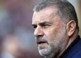Ange Postecoglou Ready to Shine with Tottenham Hotspur in England news-17082024-082553
