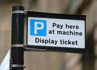 Impact of Paisley Parking Charges on Local Economy: Council Warned news-17082024-082612
