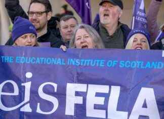 College Strike Suspended After Progress in Pay Dispute news-20082024-012130