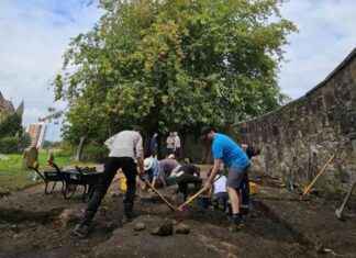 Uncover Glasgow’s Viking History: Join the Archaeological Dig Today news-21082024-012907