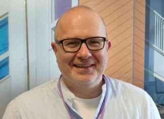 Supporting Tenants with Online Shopping and Job Hunting: How This Housing Association Helps news-23082024-104920