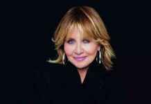 Lulu Honored at Special Event at Barrowland Ballroom news-25092024-165427