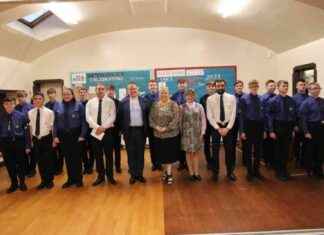 End of an Era: Paisley Boys’ Brigade Honors ‘Last Queen’s Men’ news-26092024-221828