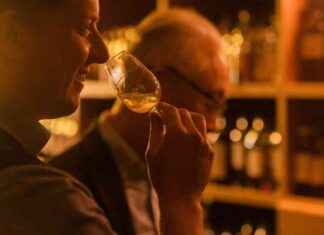 Rare Whisky Auction for Charity Fundraiser: Bid for a Life-Changing Cause news-09102024-061915