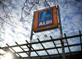 How to Apply for Aldi’s 1,000+ Christmas Job Openings news-11102024-004825