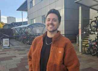 Glasgow Joins Scottish Ambulance in CPR World Record Attempt news-11102024-185234