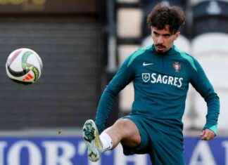 Paris Saint-Germain Midfielder Reveals Admiration for ‘Intelligent’ Scotland Player news-15102024-020213