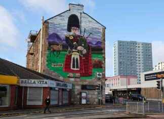 Glasgow Community’s Response to Massive New Mural: A Vibrant Addition news-24102024-034333