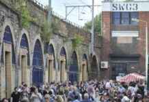 Irish Singer Announces Glasgow Stop on UK Tour news-24102024-214651