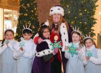 10th Anniversary Style Mile Carnival Lights Up Glasgow Streets news-20112024-050817