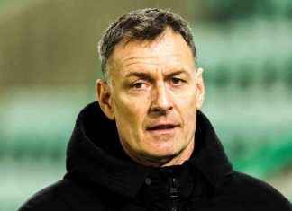 Celtic vs Rangers: Chris Sutton Reacts to Roy Keane Viral Clip news-25112024-234459