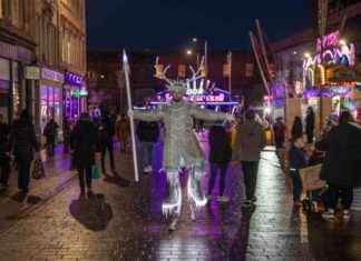 Festive Fun: Christmas Fair and Ice Rink Open in Paisley news-30112024-061657