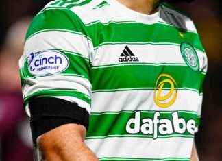 Celtic to Wear Black Armbands in Honor of Former Player Against Ross County news-30112024-182055