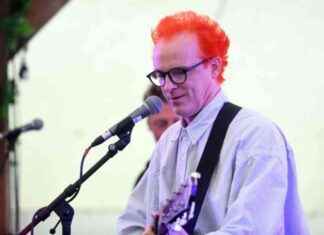 Fran Healy Surprise Performance at City Centre Pub Before Hydro Gig fran-healy-surprise-performance-at-city-centre-pub-before-hydro-gig