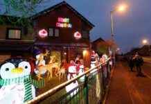 Glasgow Couple’s Amazing Christmas Display for Charity glasgow-couples-amazing-christmas-display-for-charity