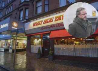 James McAvoy Spotted at Trendy West End Bar james-mcavoy-spotted-at-trendy-west-end-bar