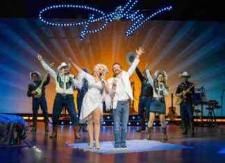 Dolly Parton’s Here You Come Again in Glasgow: Review and Thoughts dolly-partons-here-you-come-again-in-glasgow-review-and-thoughts