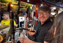 Legendary Celtic Player Seen Bartending During Rangers Match at Glasgow Pub legendary-celtic-player-seen-bartending-during-rangers-match-at-glasgow-pub