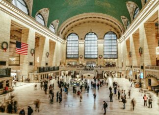 Arrivals at Glasgow Central Station: Discover What’s New Today!