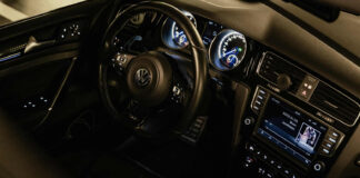 Volkswagen Golf 7.5 – Infotainment, Smart Connectivity, and Advanced Climate Features Volkswagen Golf 7, Digital Touch Climate Control For Golf 7/7.5, Digital Climate Control for Golf 7, Touch Climate Control for Golf 7, Golf 7 Climate Control Settings, Golf 7.5 Climate Control Features, Golf 7 Digital AC Reviews, VW Golf AC Panel Settings